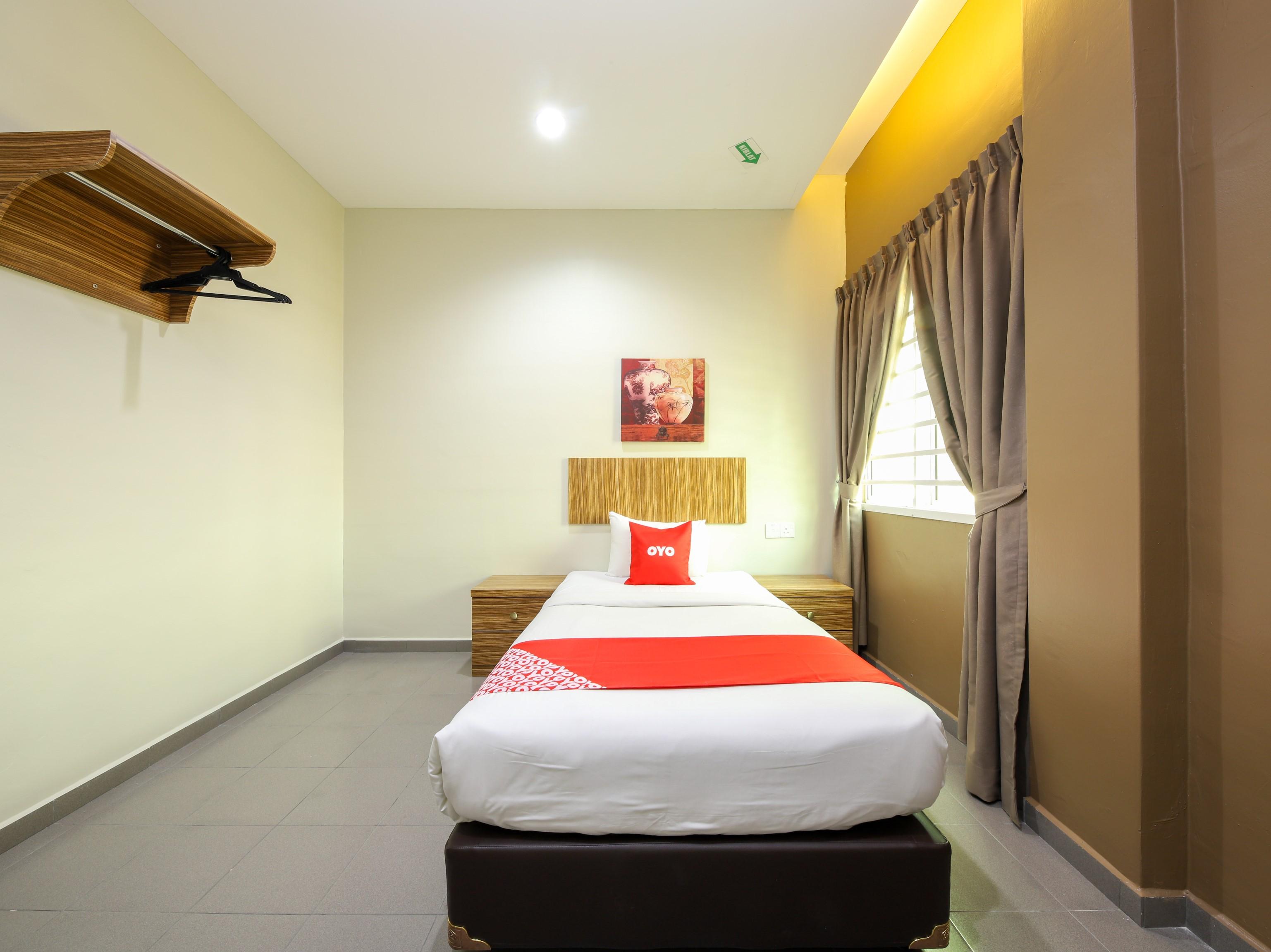 OYO 89839 Riaz Hotel Malacca Buitenkant foto