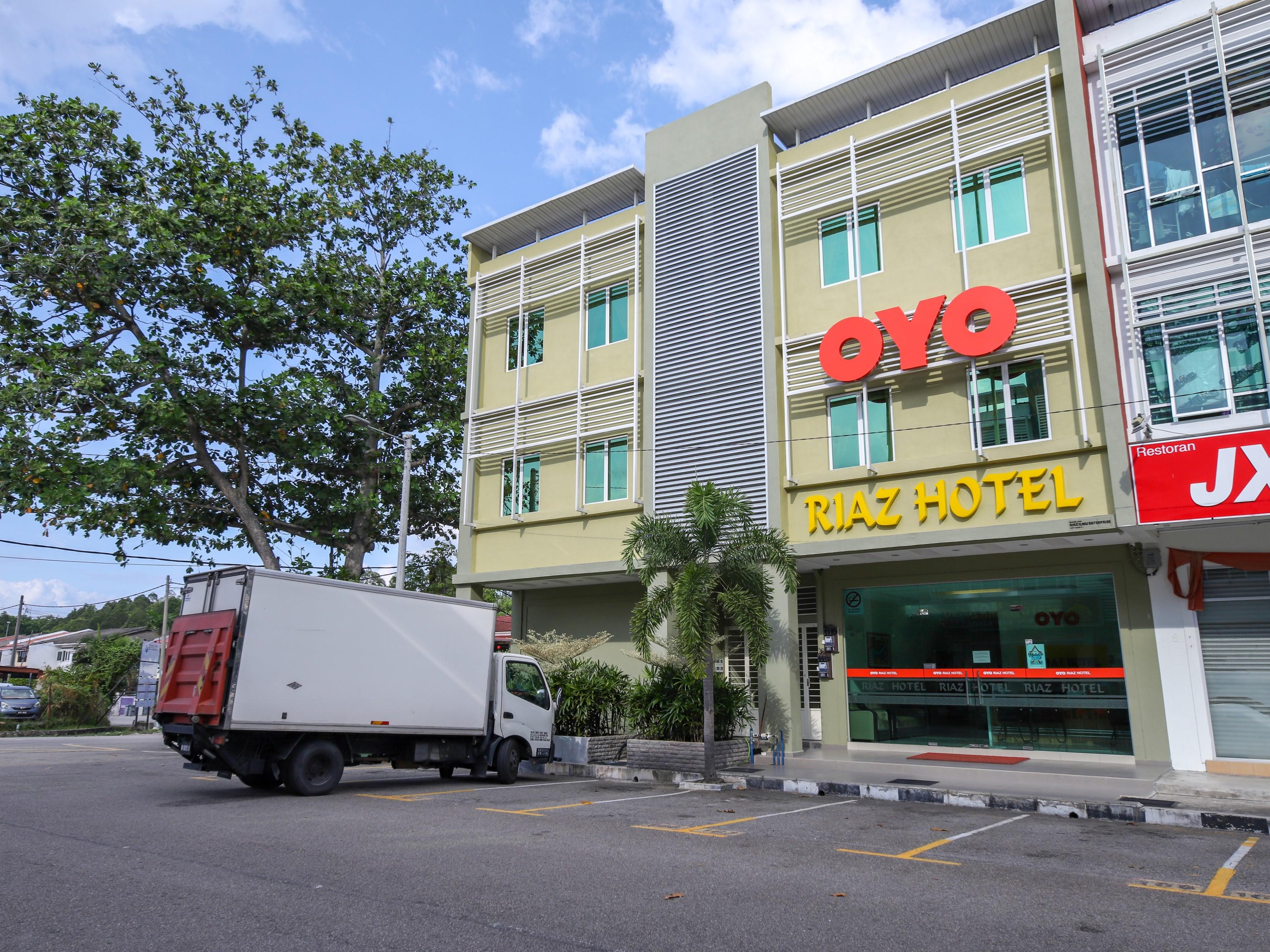 OYO 89839 Riaz Hotel Malacca Buitenkant foto